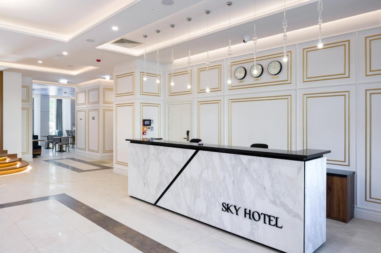 Sky Hotel Cracovia Exterior foto