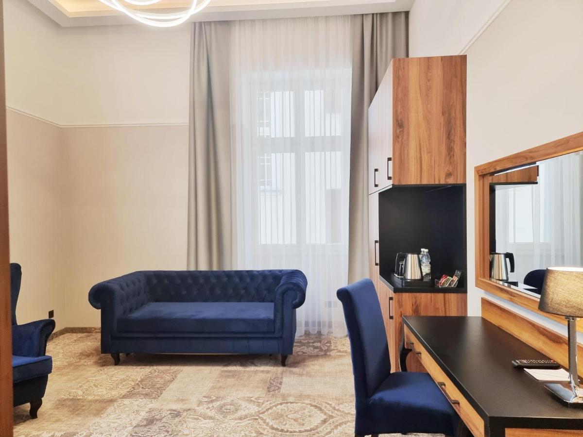 Sky Hotel Cracovia Exterior foto