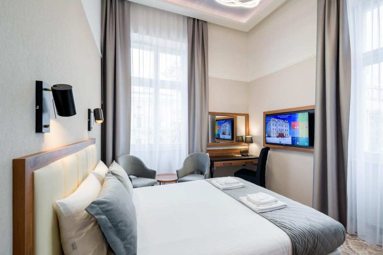 Sky Hotel Cracovia Exterior foto